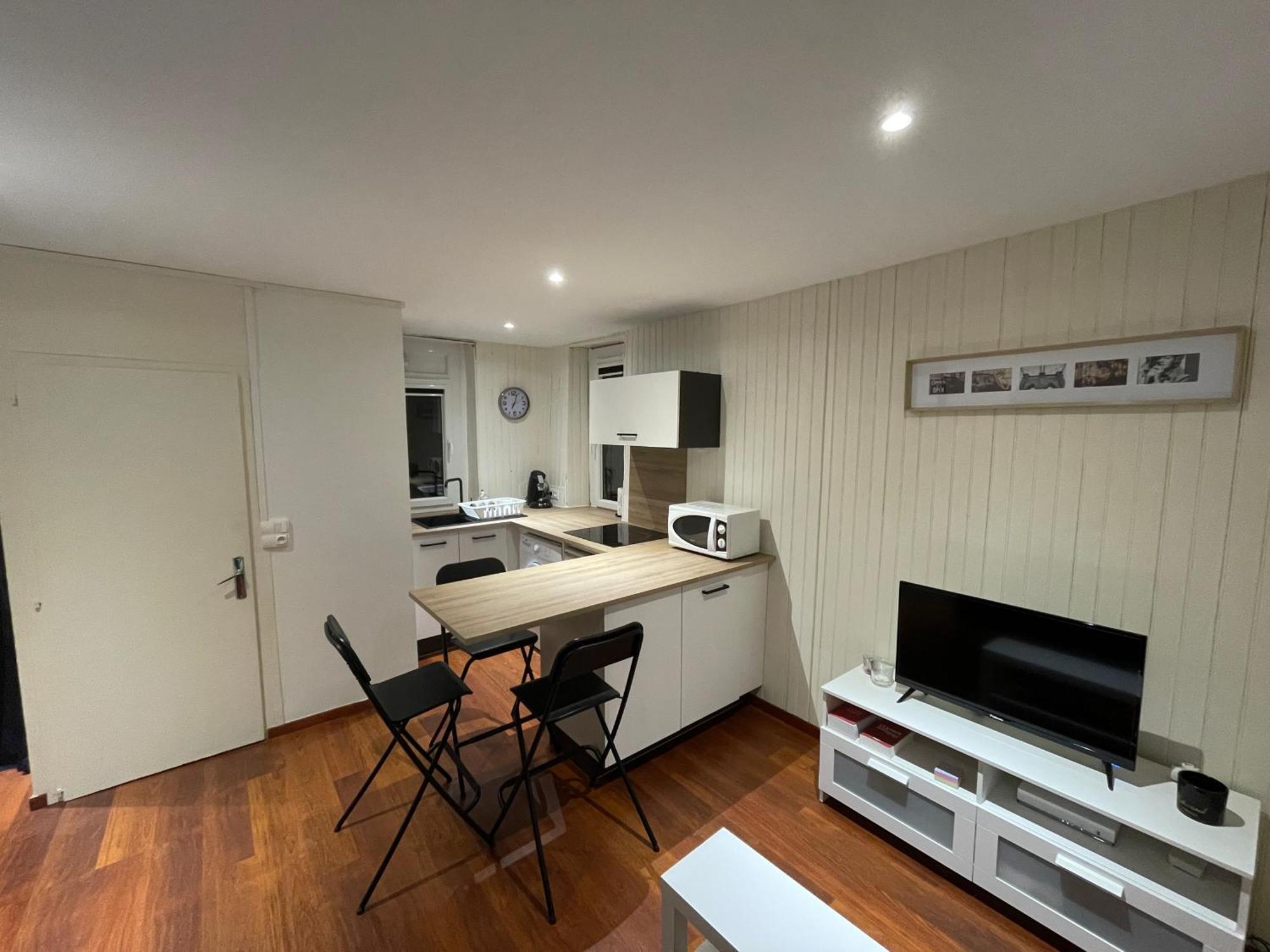 Charmant Studio En Plein Coeur De Chambéry Kültér fotó